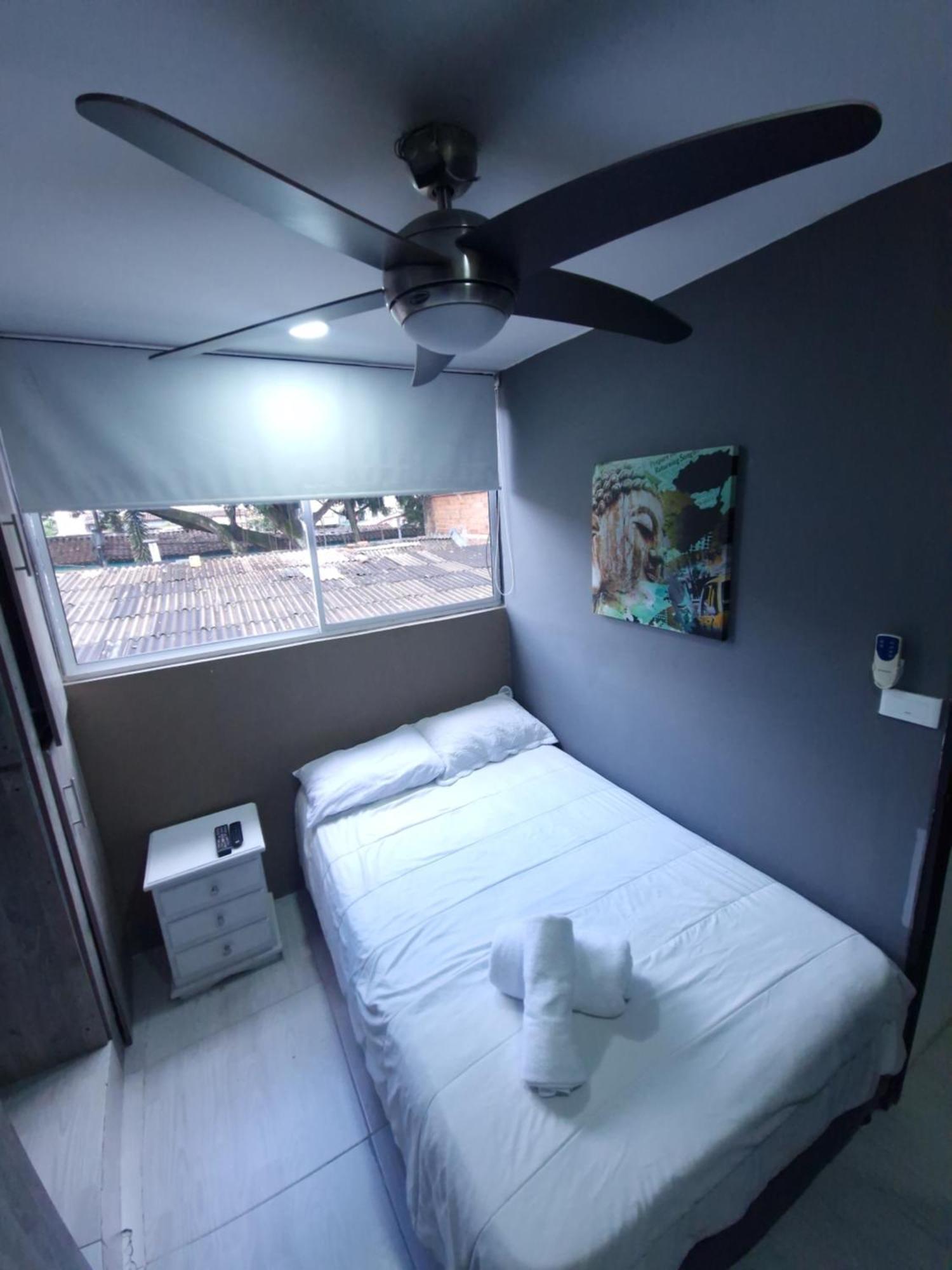 Apartamento 11 Bedroom-2 Floors Jacuzzi & Rooftop Pool At Poblado Medellín