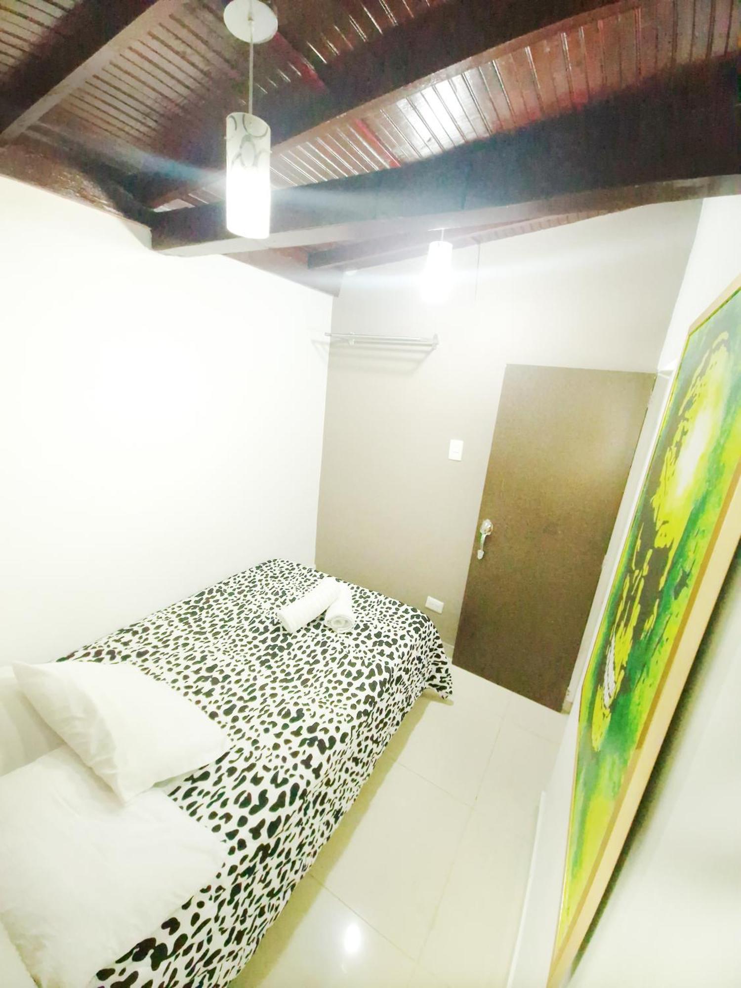 Apartamento 11 Bedroom-2 Floors Jacuzzi & Rooftop Pool At Poblado *