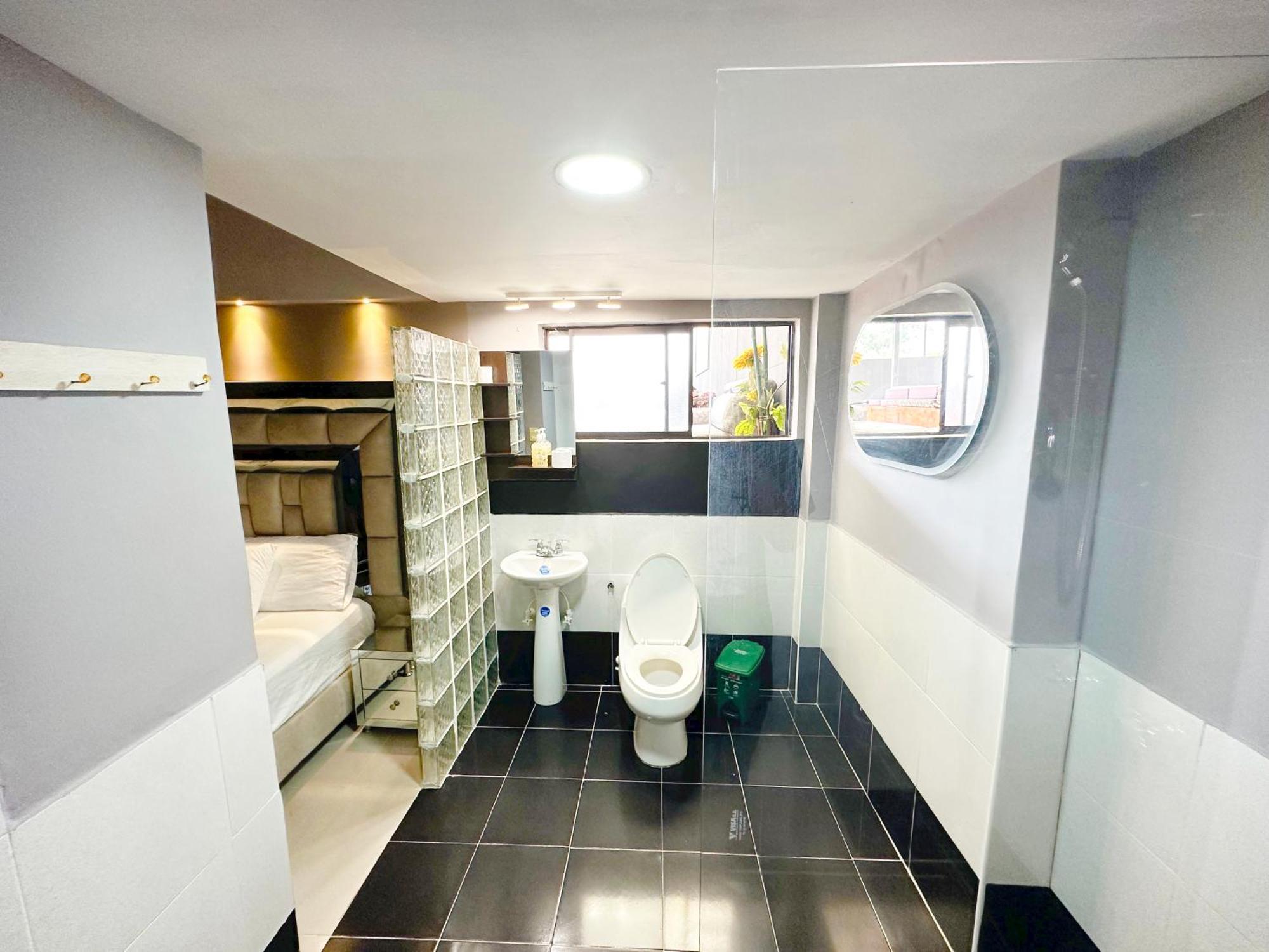Apartamento 11 Bedroom-2 Floors Jacuzzi & Rooftop Pool At Poblado *