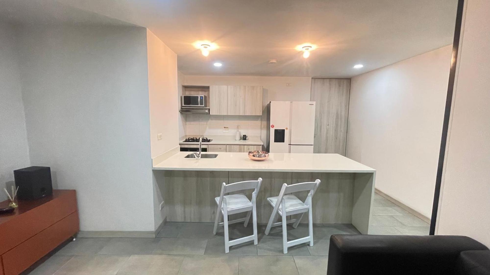 Minimalist Design With Amazing View In Poblado Apartamento