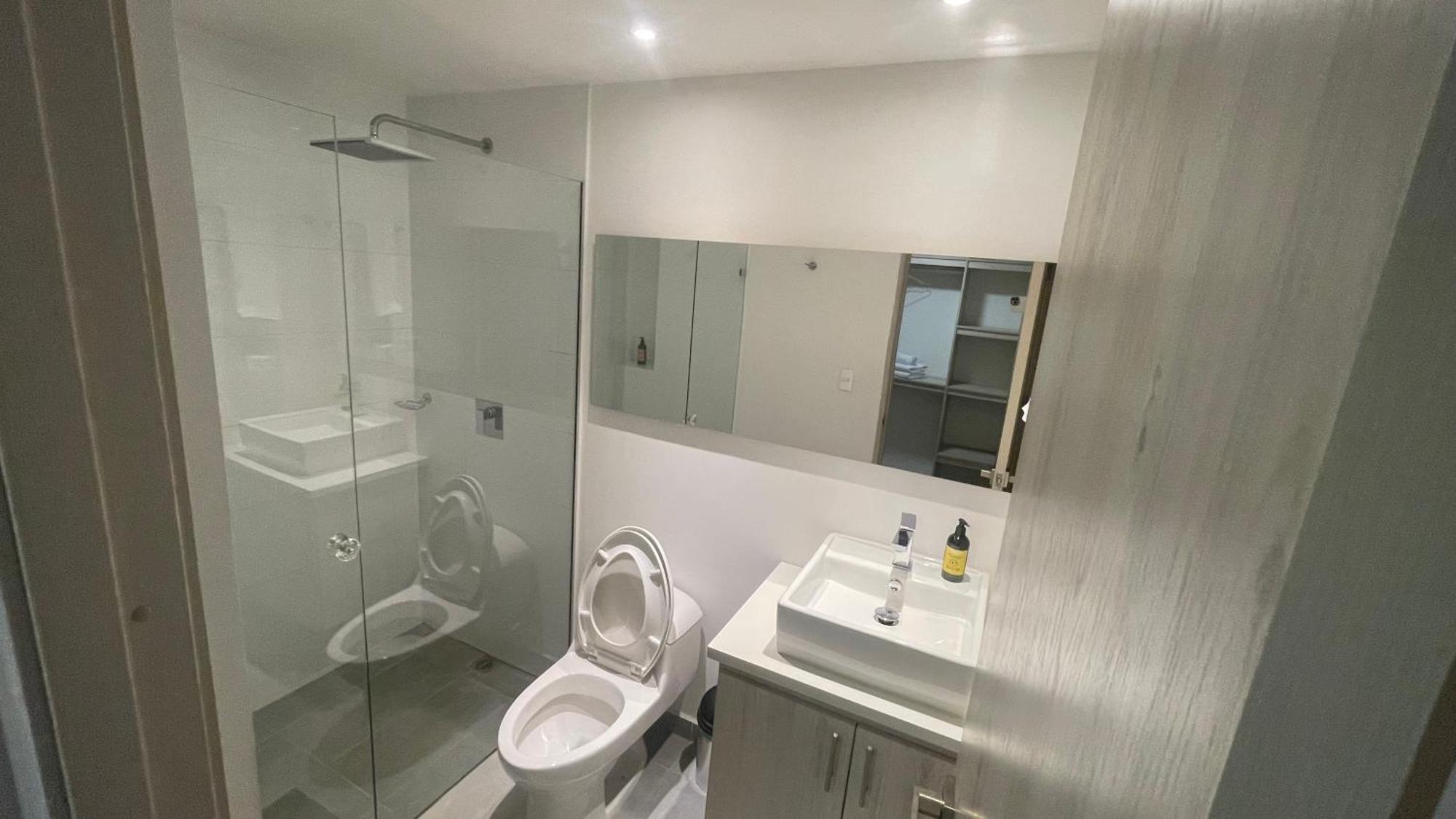 Minimalist Design With Amazing View In Poblado *