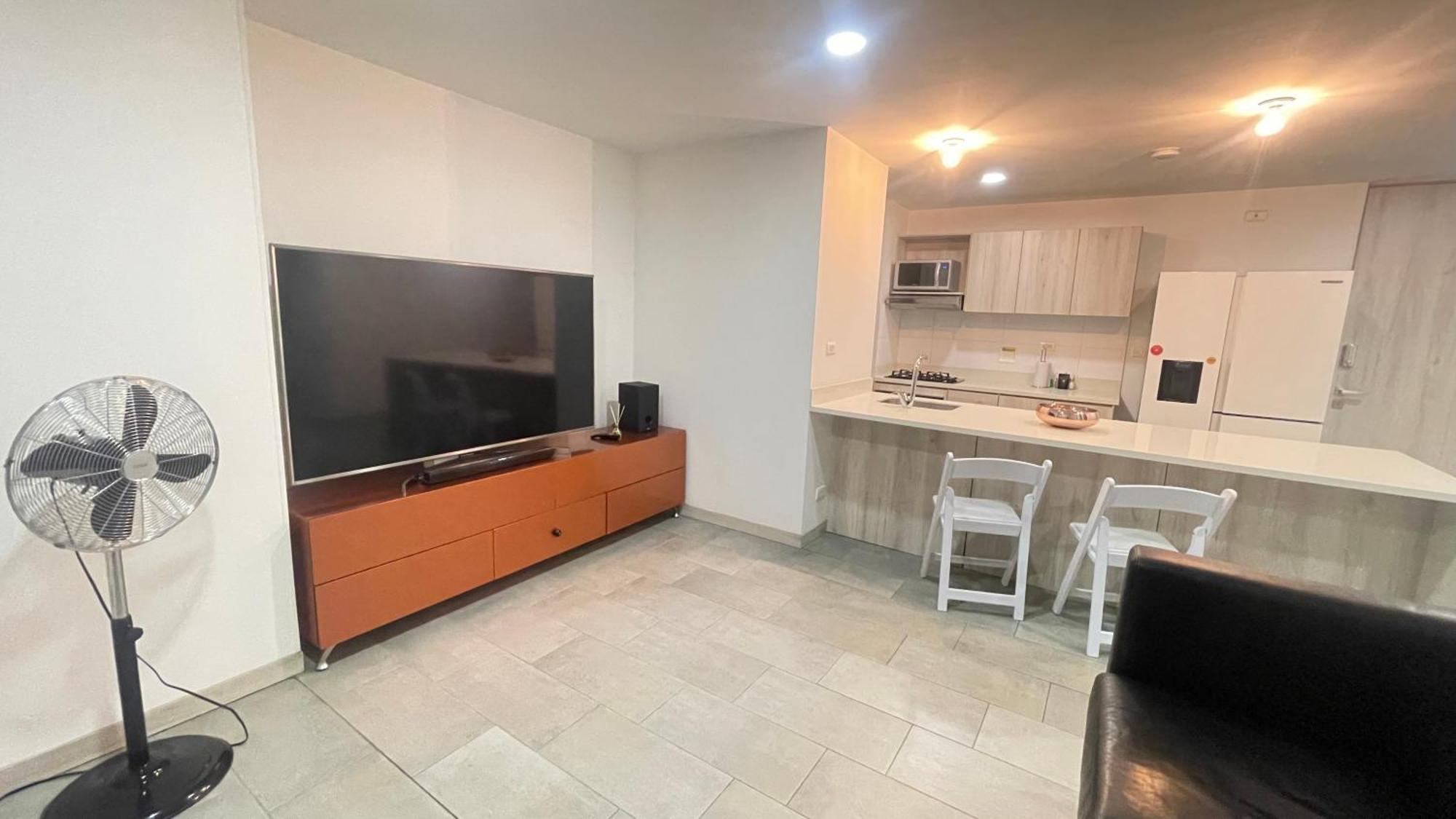 Minimalist Design With Amazing View In Poblado Apartamento Medellín