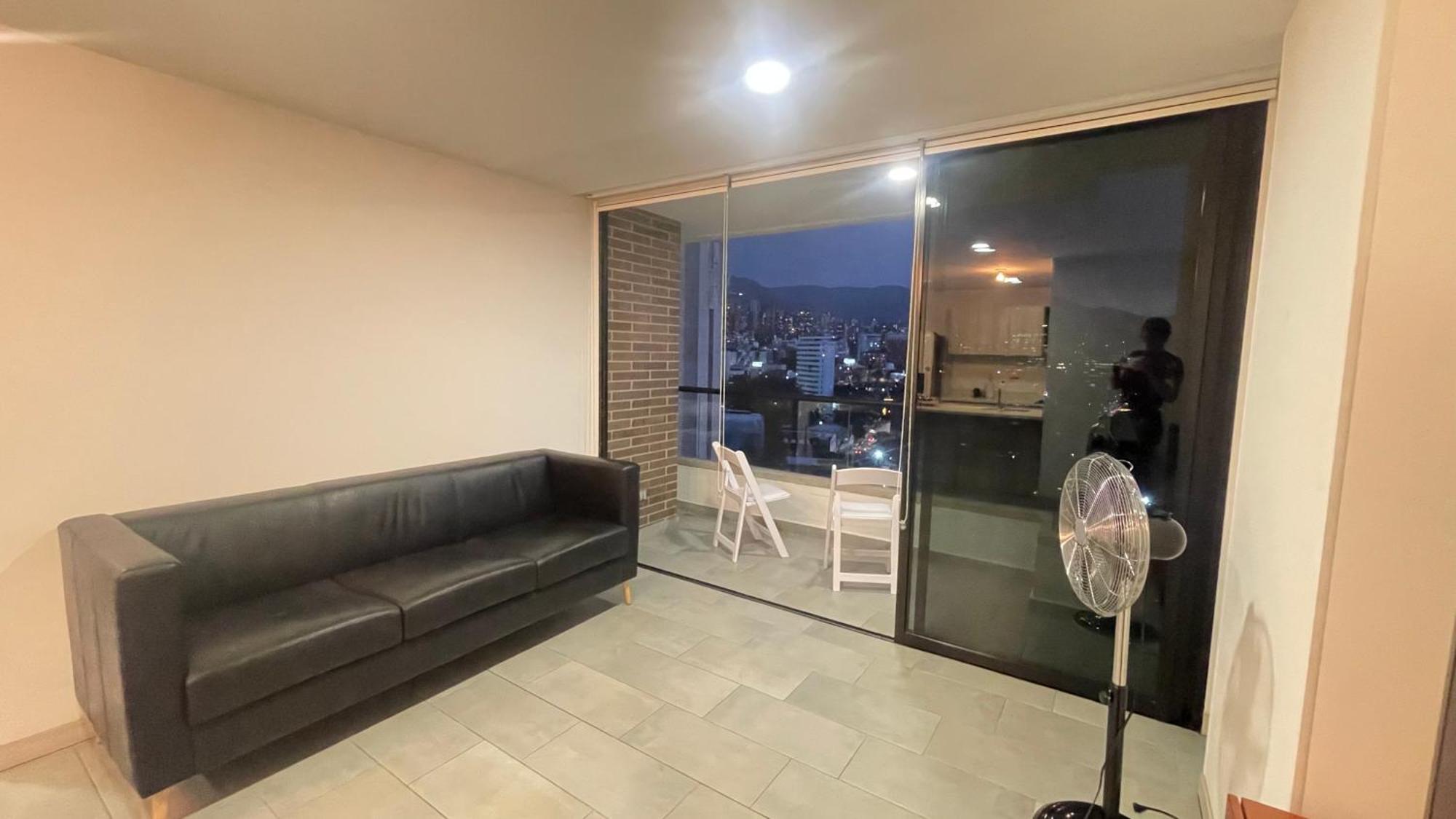 Apartamento Minimalist Design With Amazing View In Poblado *