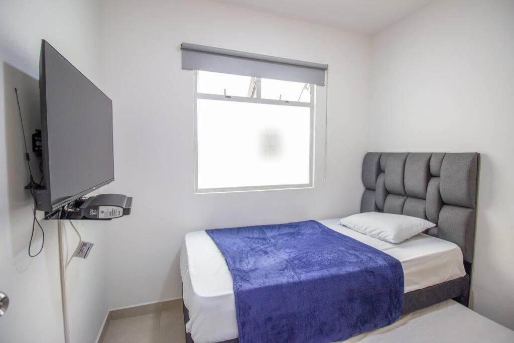 A 3 Cuadras Del Estadio Atanasio Girardot 402 Apartamento