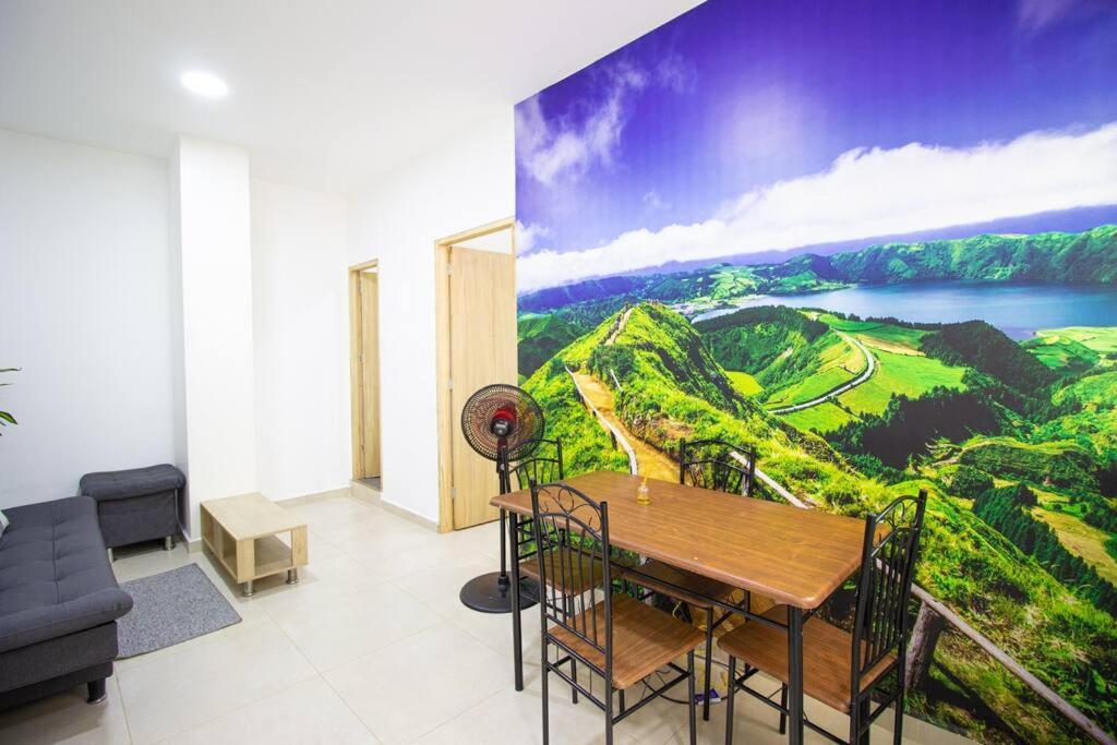 Apartamento 2 Bedroom Barrio Estadio, Cerca Al Metro, Parqueadero 303 *