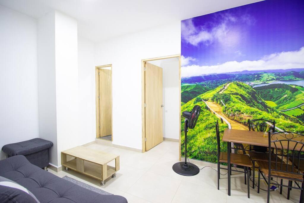 Apartamento 2 Bedroom Barrio Estadio, Cerca Al Metro, Parqueadero 303 *