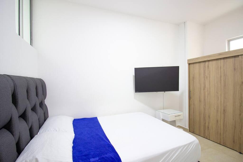 Apartamento 2 Bedroom Barrio Estadio, Cerca Al Metro, Parqueadero 303 Medellín