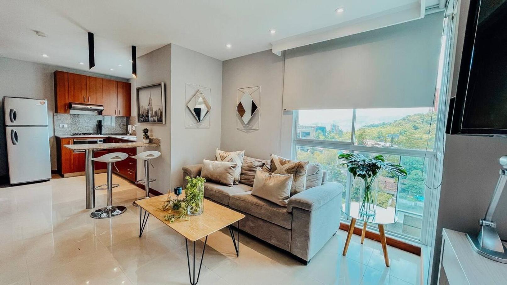 High Floor 1 Bedroom With Pool Gym Provenza 1103 Medellín