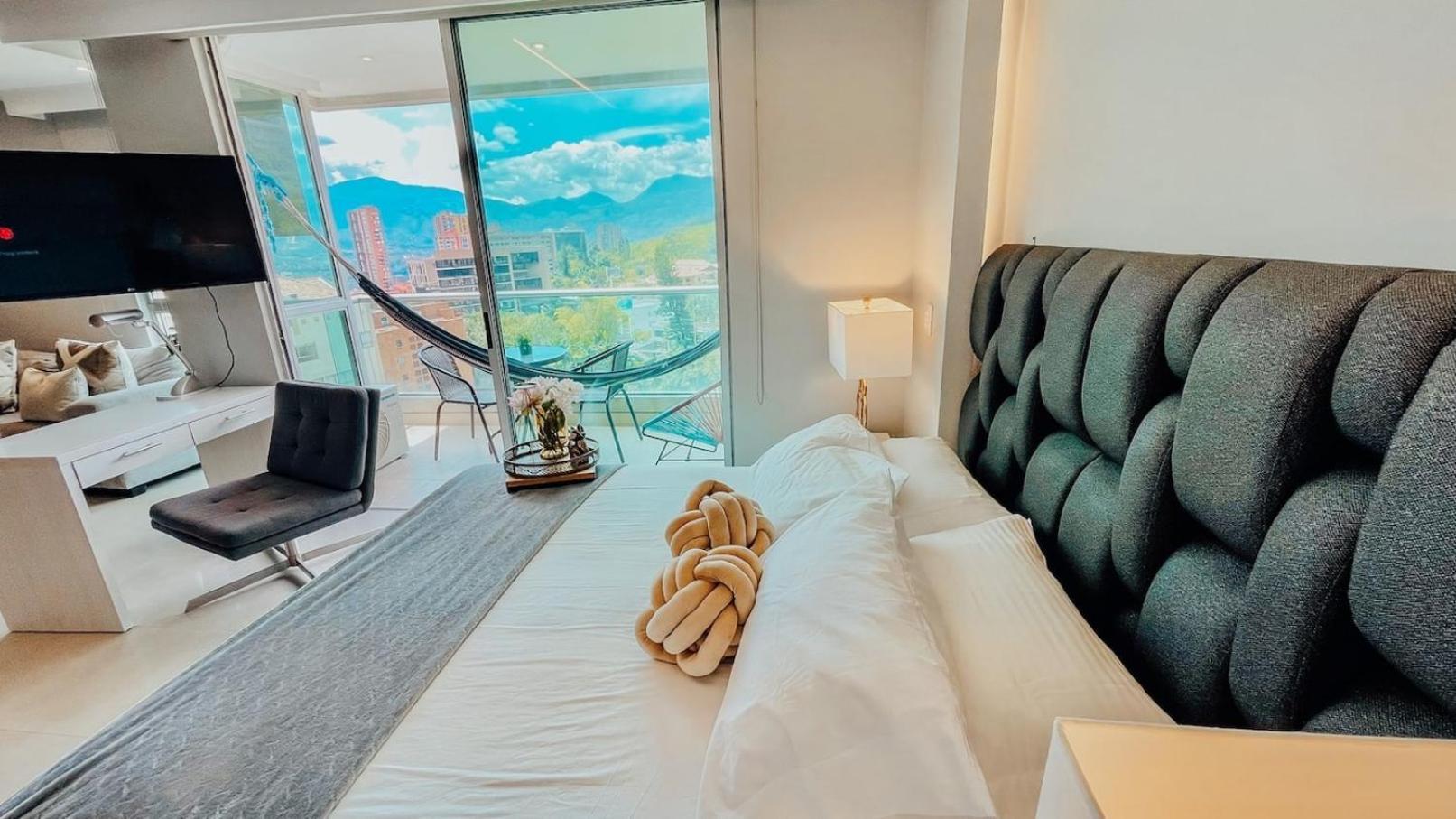 High Floor 1 Bedroom With Pool Gym Provenza 1103 * Medellín