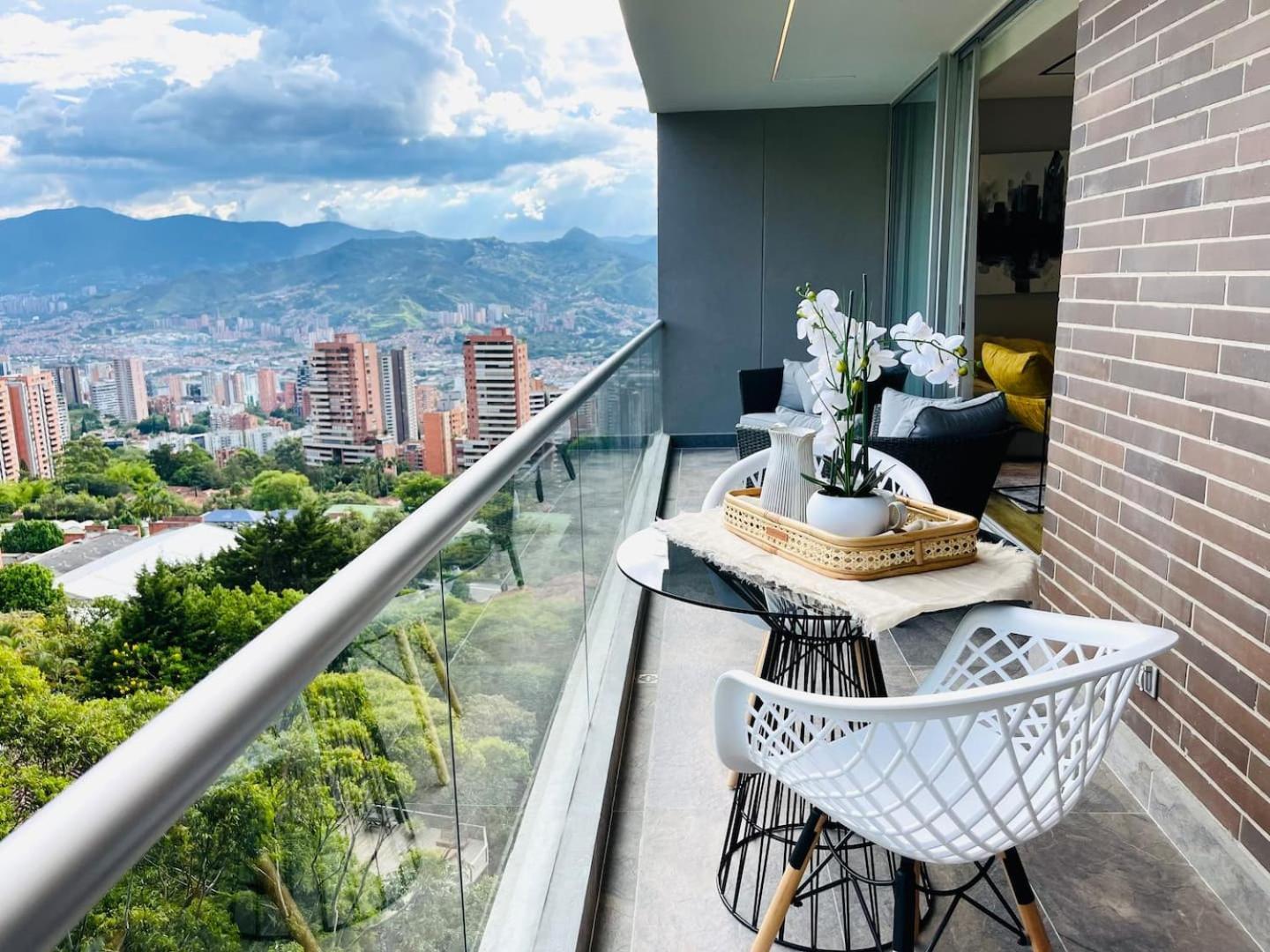 17th Floor 2 Bedrooms Ac Pool & Gym 1704 Apartamento Medellín