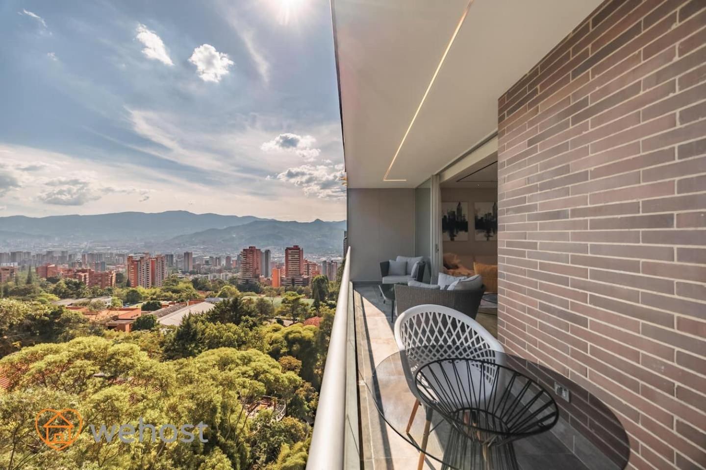 17th Floor 2 Bedrooms Ac Pool & Gym 1704 Apartamento