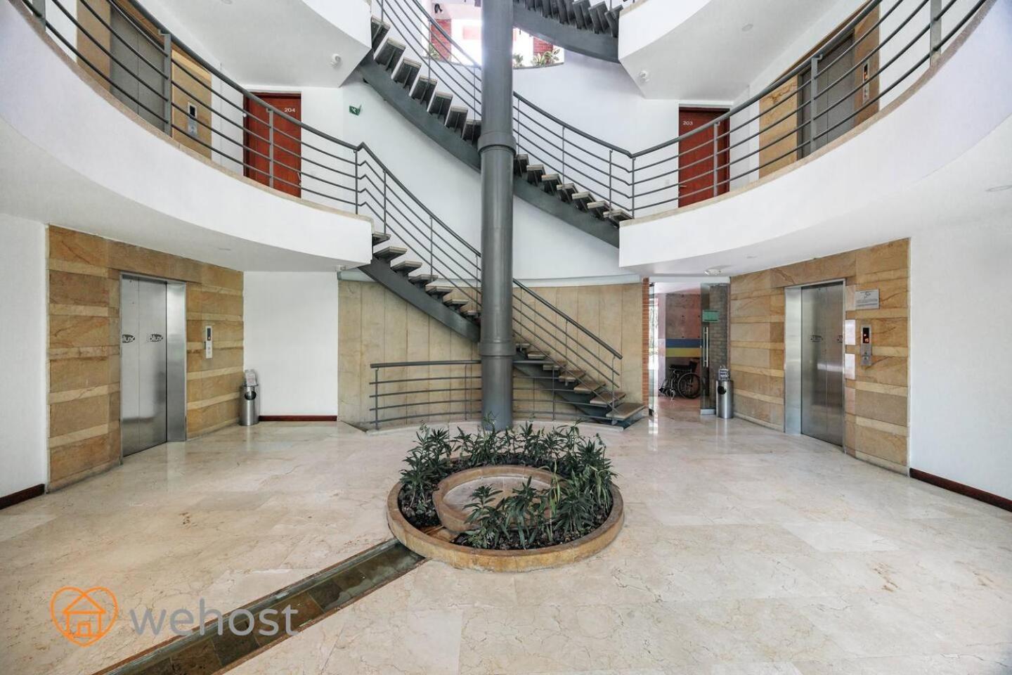 High Floor 1 Bedroom With Pool Gym Provenza 1103