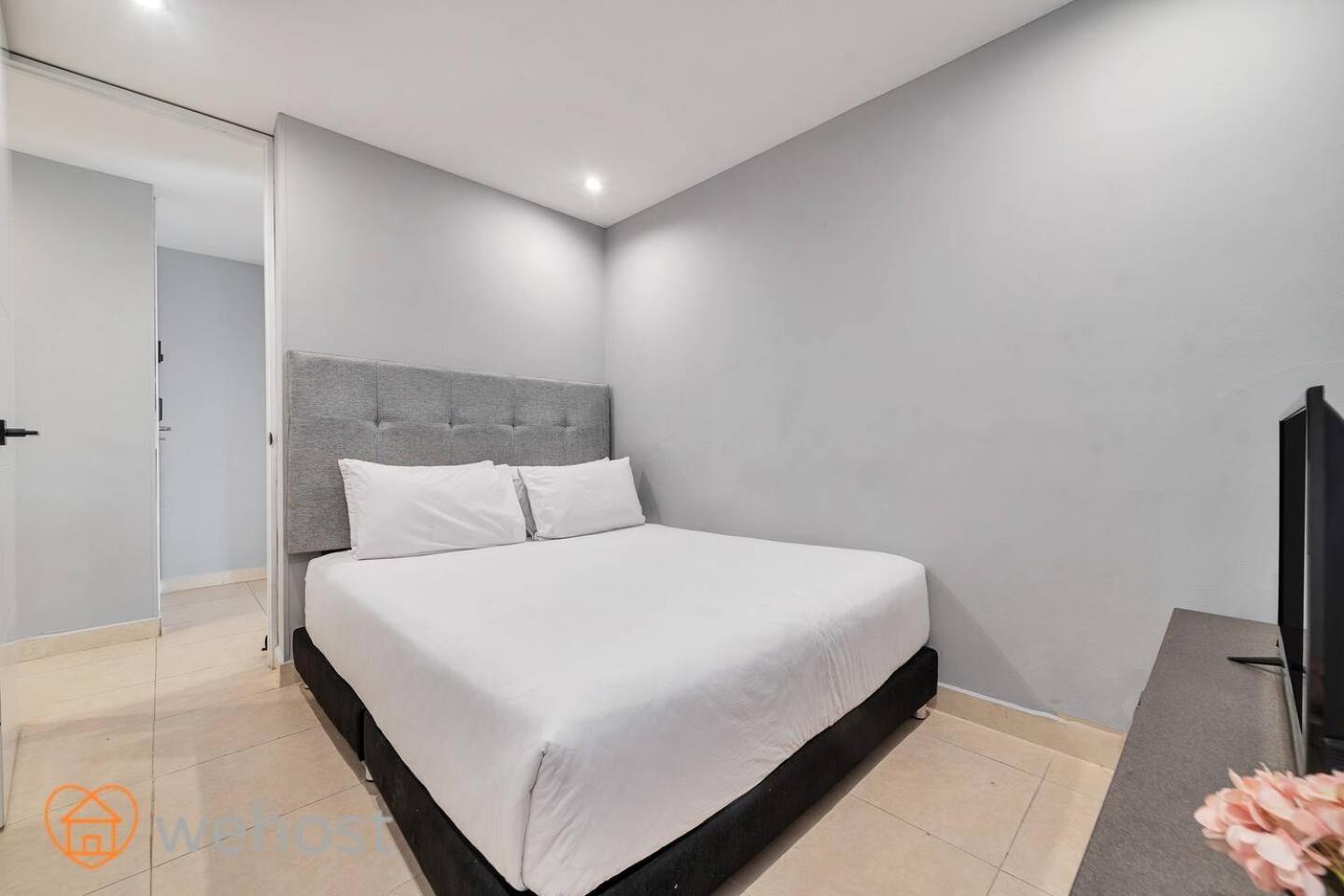 Nature At 2 Bedrooms With Terrace & Bbq 303 * Medellín