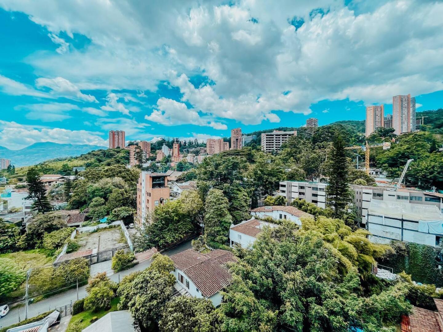 High Floor 1 Bedroom With Pool Gym Provenza 1103 Apartamento