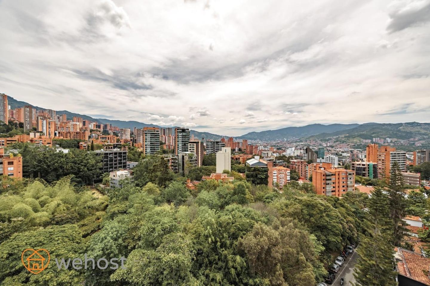 Apartamento High Floor 1 Bedroom With Pool Gym Provenza 1103 *