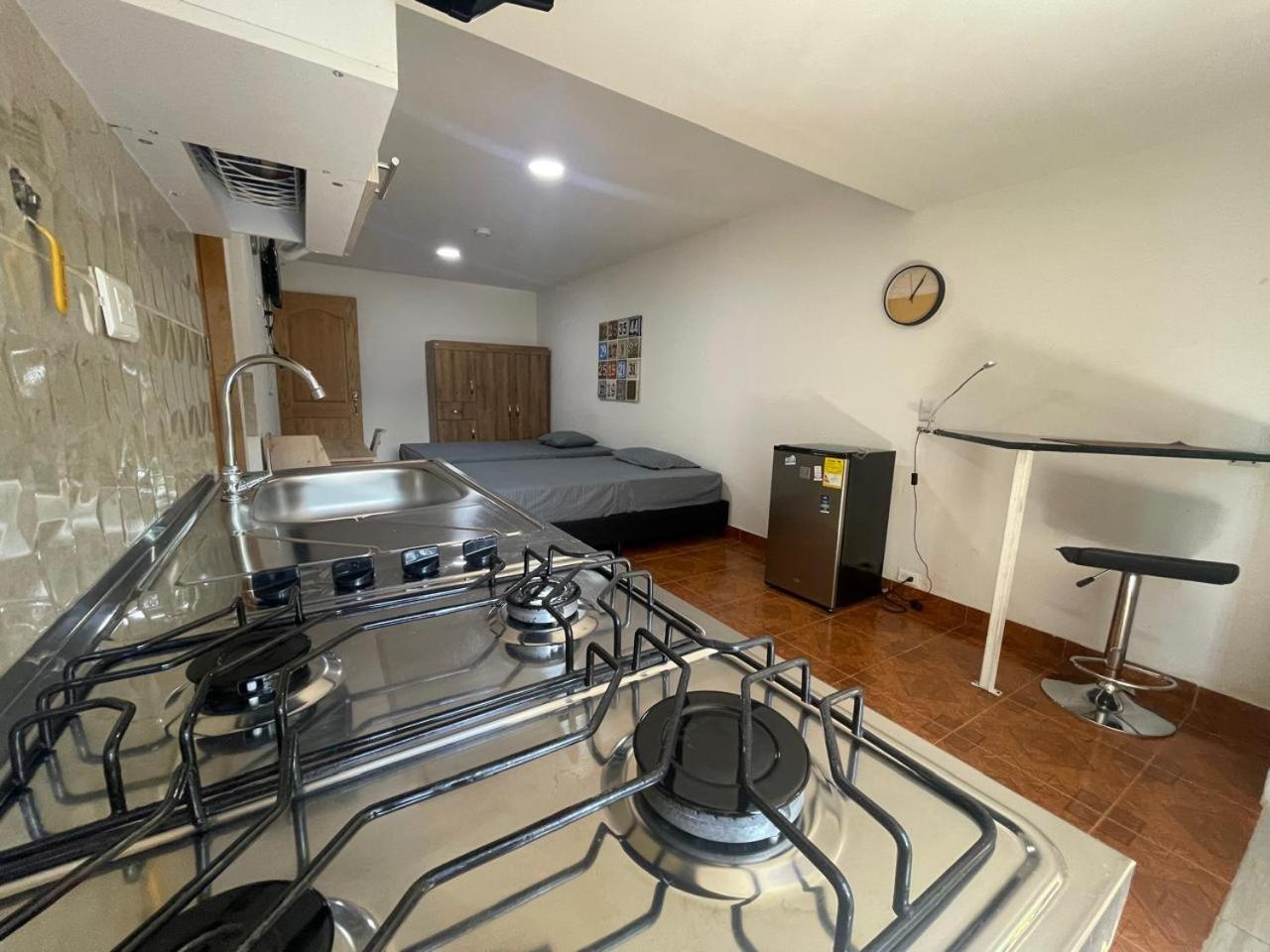 Comodo Apartamento De Dos Camas En Ubicacion Central * Medellín