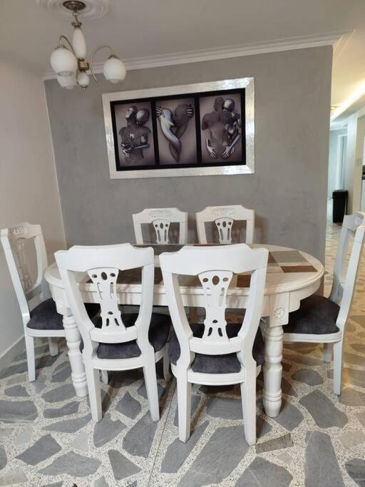 Apartamento Apto Edificio Amarillo 302 *