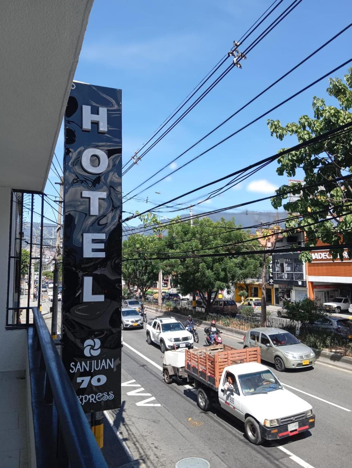 San Juan 70 Express Hotel