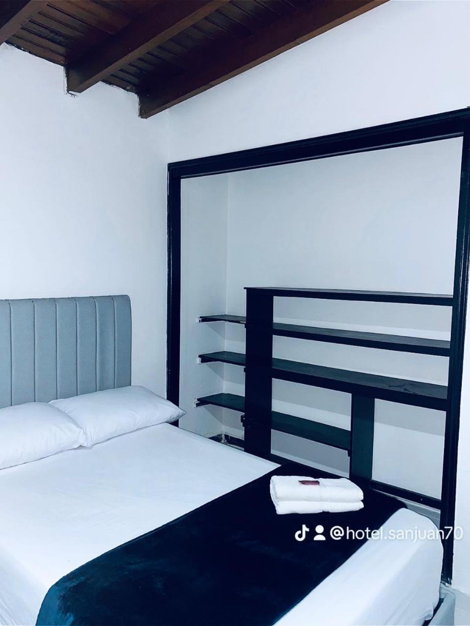 San Juan 70 Express 3* Medellín