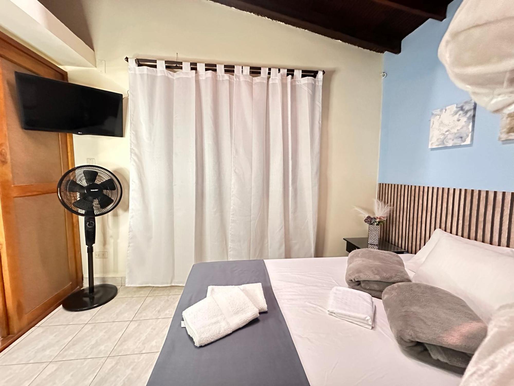 Casa 16 Personas Laureles Medellín