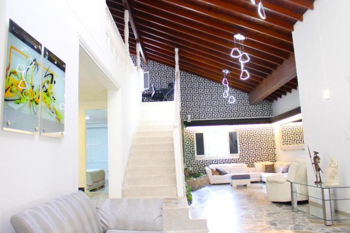 Luxury At Poblado 6 Bdrm Epic Manor Villa Medellin