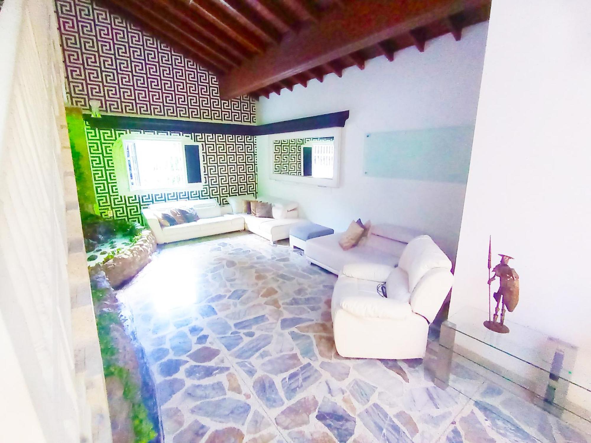 Luxury At Poblado 6 Bdrm Epic Manor Medellin
