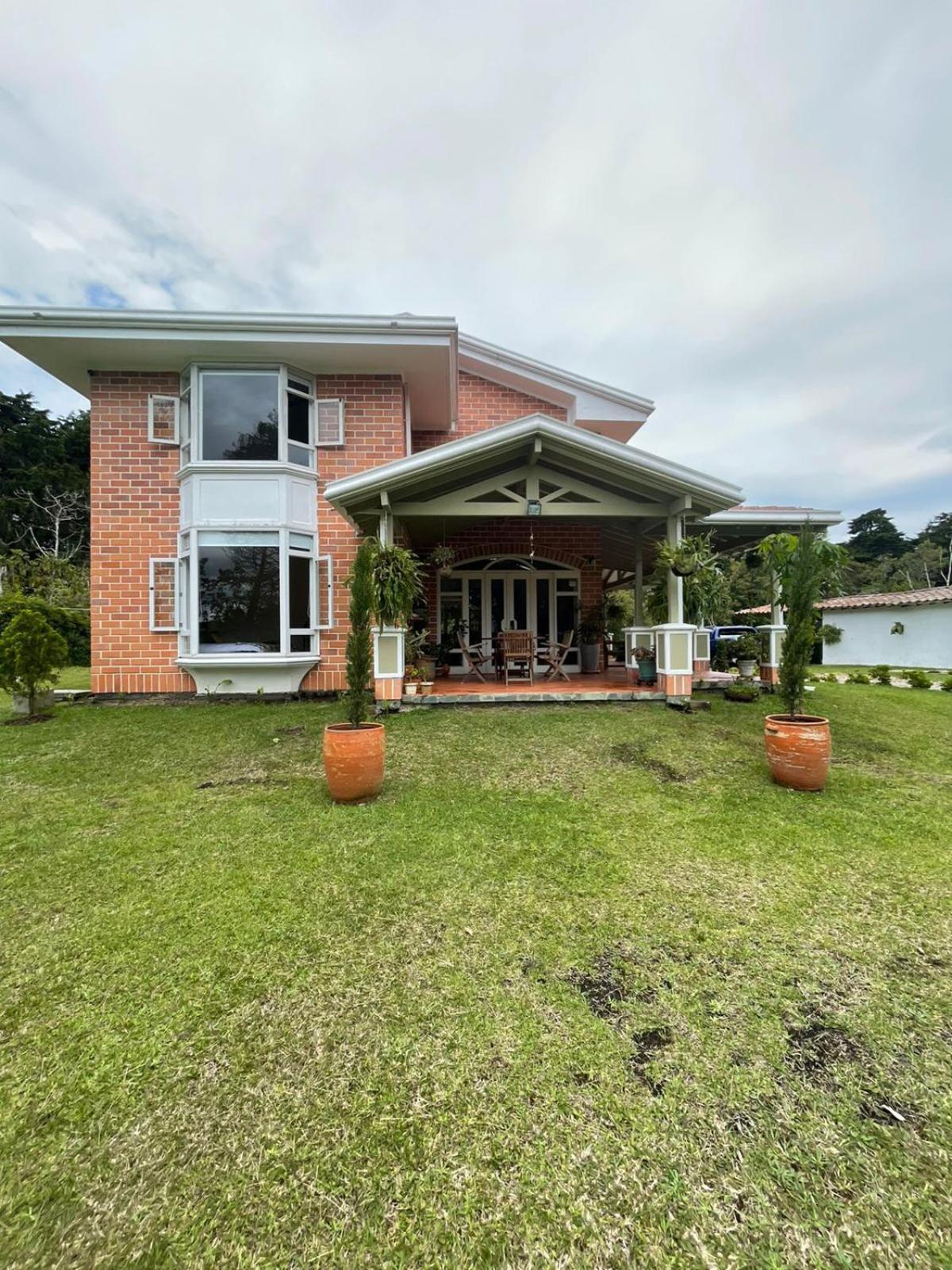 Villasanta * Medellín