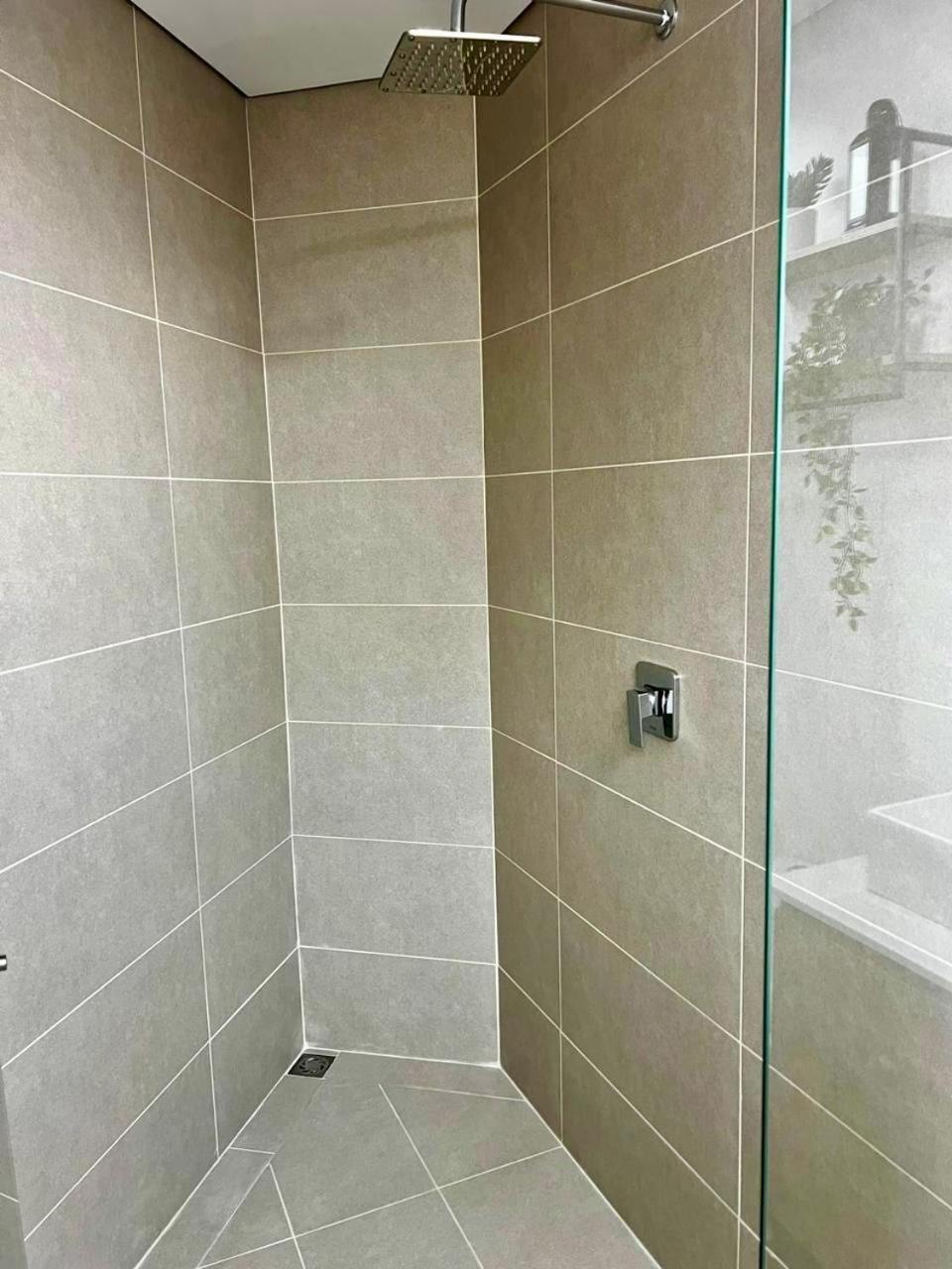 Apartamento En Laureles Con Aire Acondicionado *