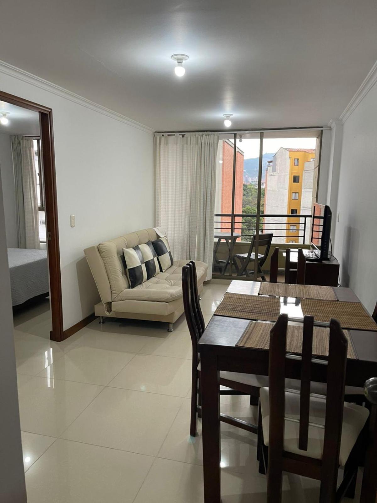 Apartamento Acogedor Apto En Laureles Estadio *
