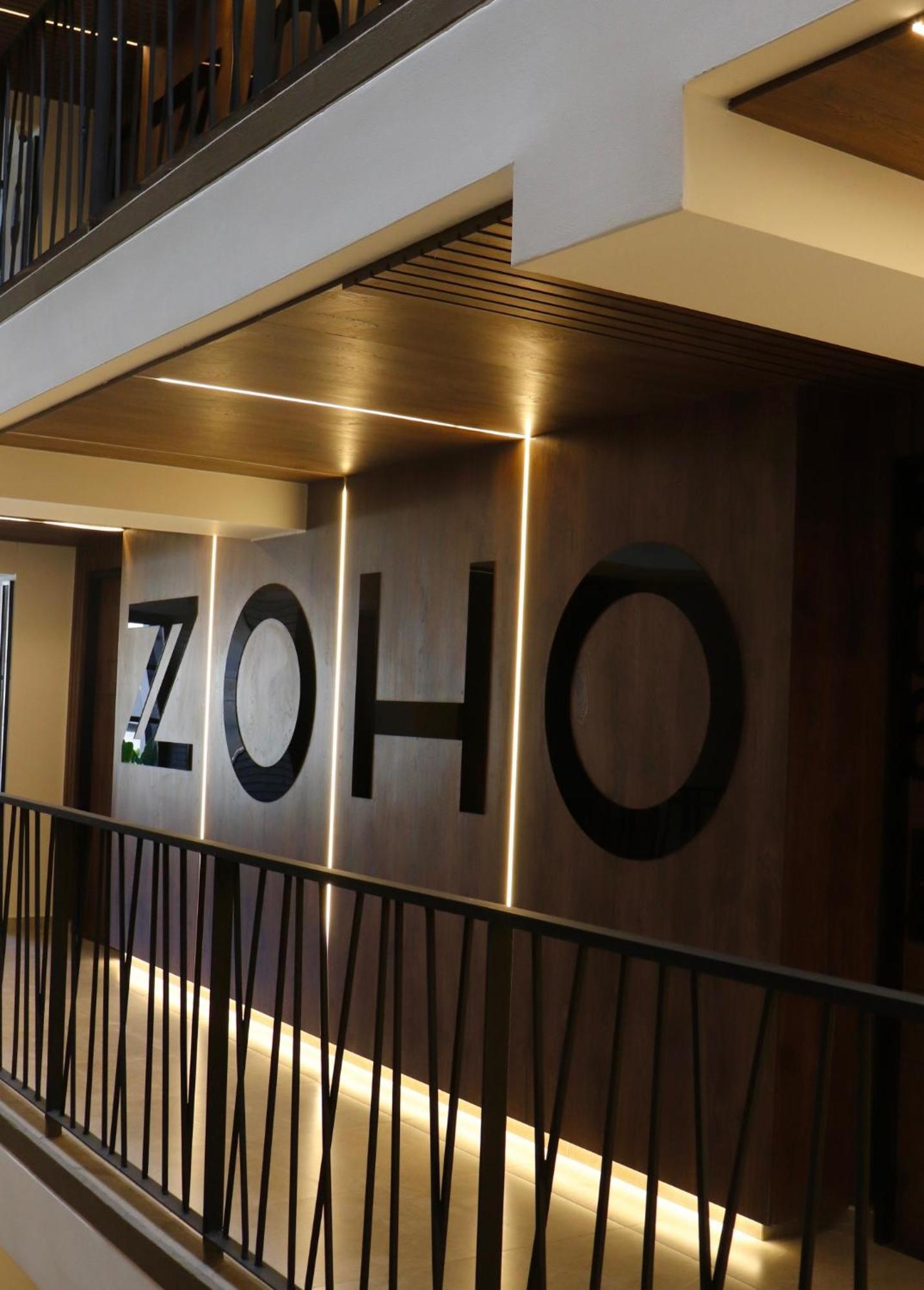 Zoho Livin 70