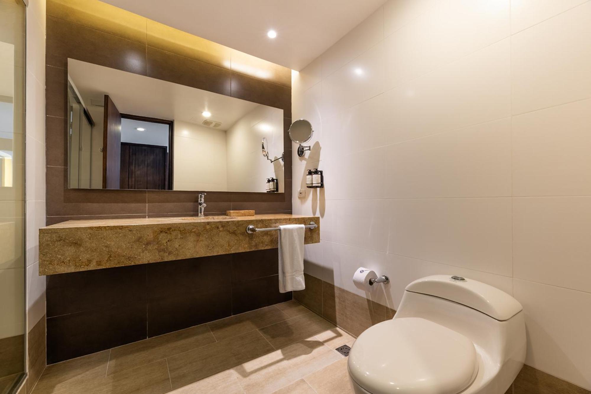 Hotel Estelar Milla De Oro 5*