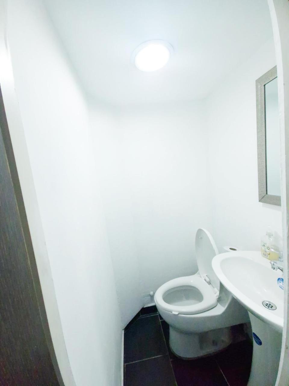 Apartamento 3 Bdrm Penthouse With Rooftop Pool And Jacuzzi At Poblado Medellín