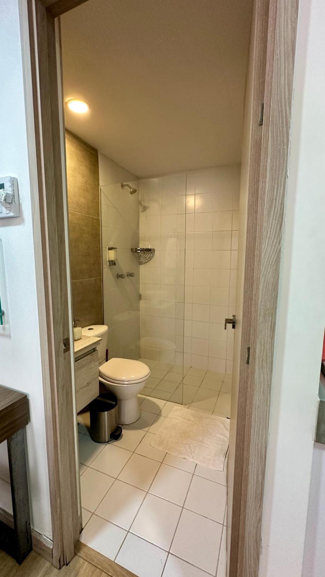 Prime Laureles Location With Air Conditioning