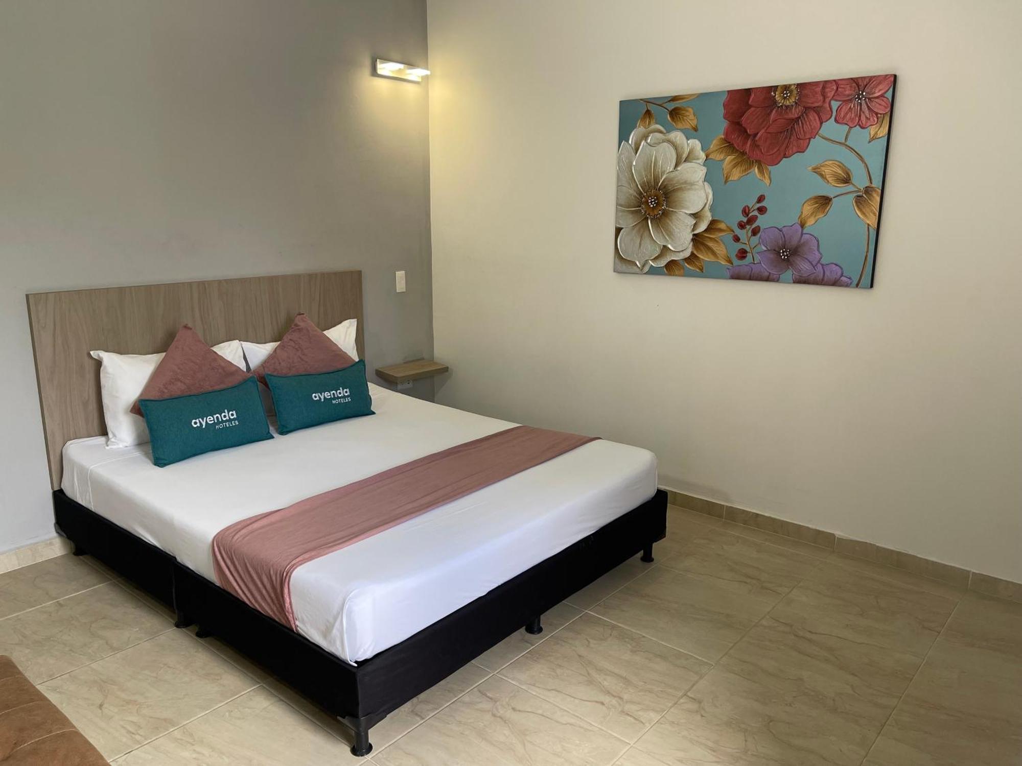 12 Nights Medellín