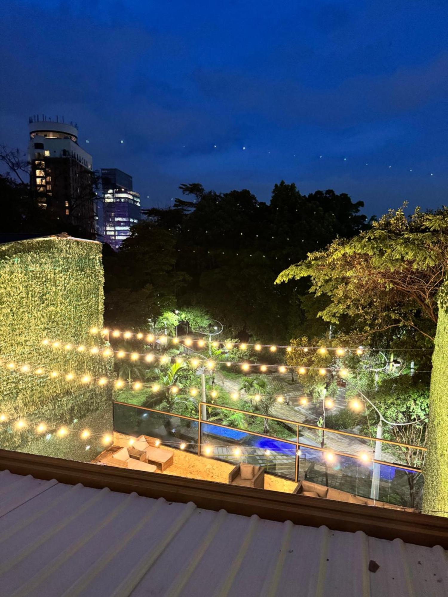 Mansion Parque Lleras Poblado Villa