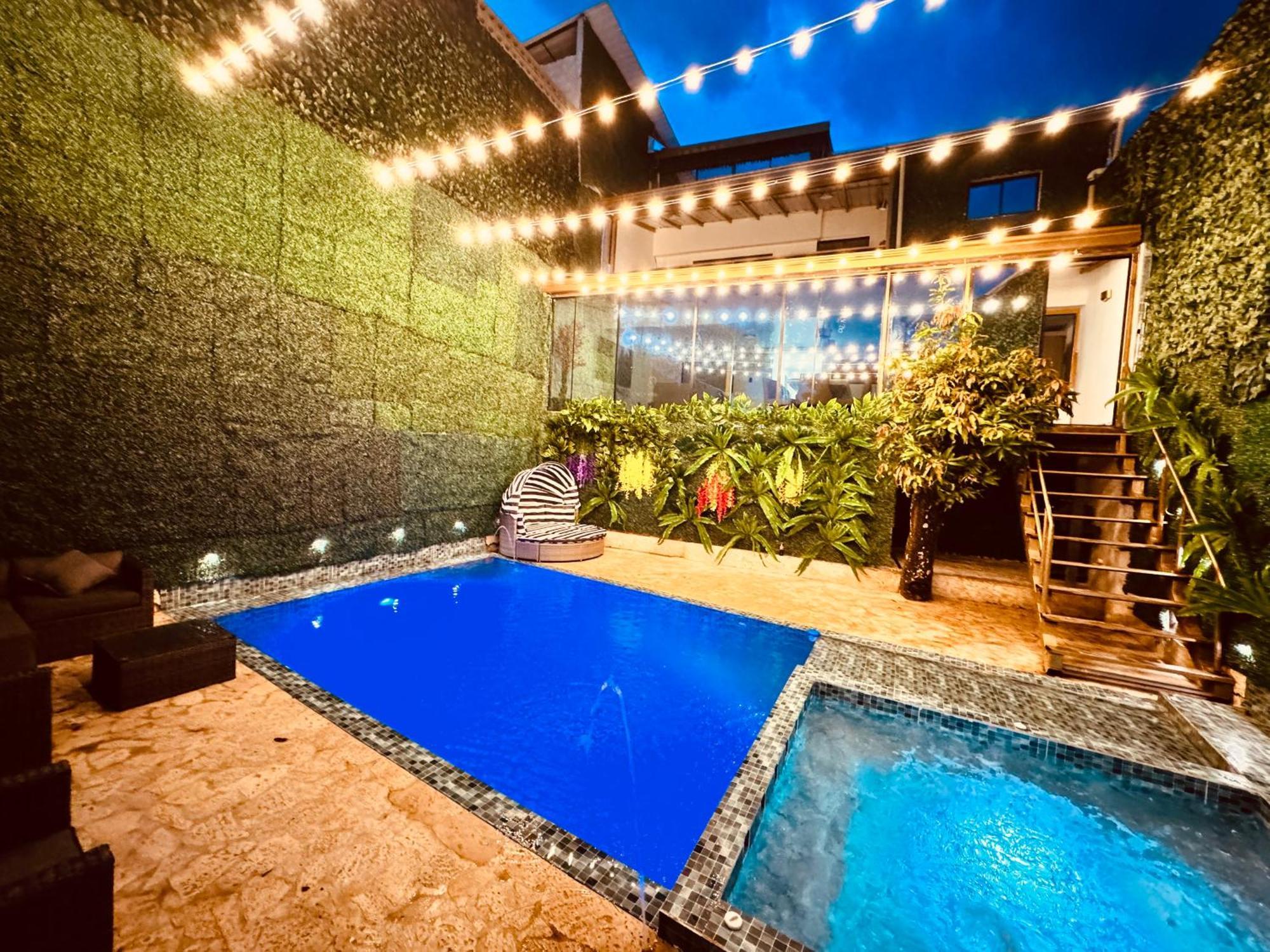 Mansion Parque Lleras Poblado *