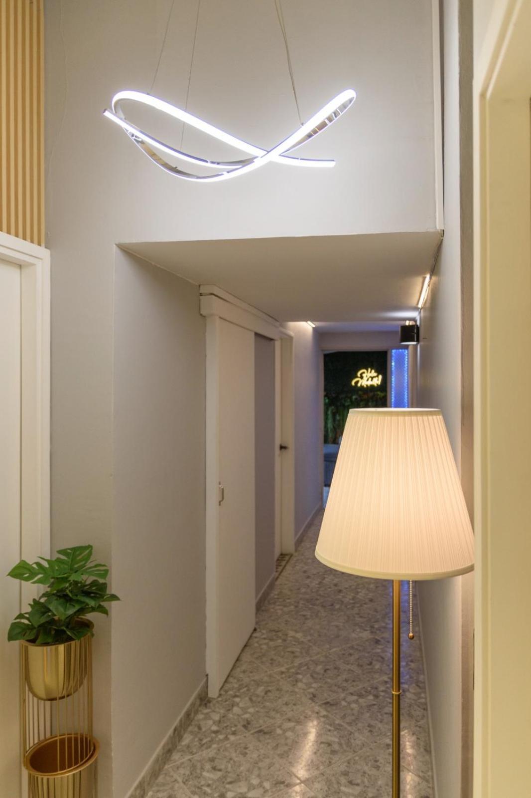 Hotel Hola