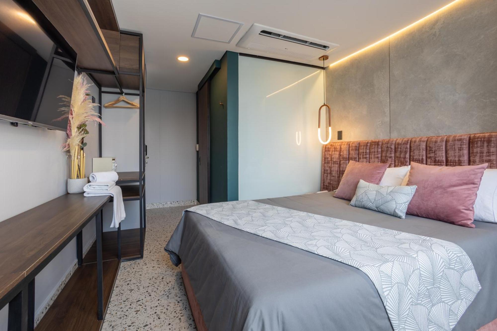 Glow Hotel