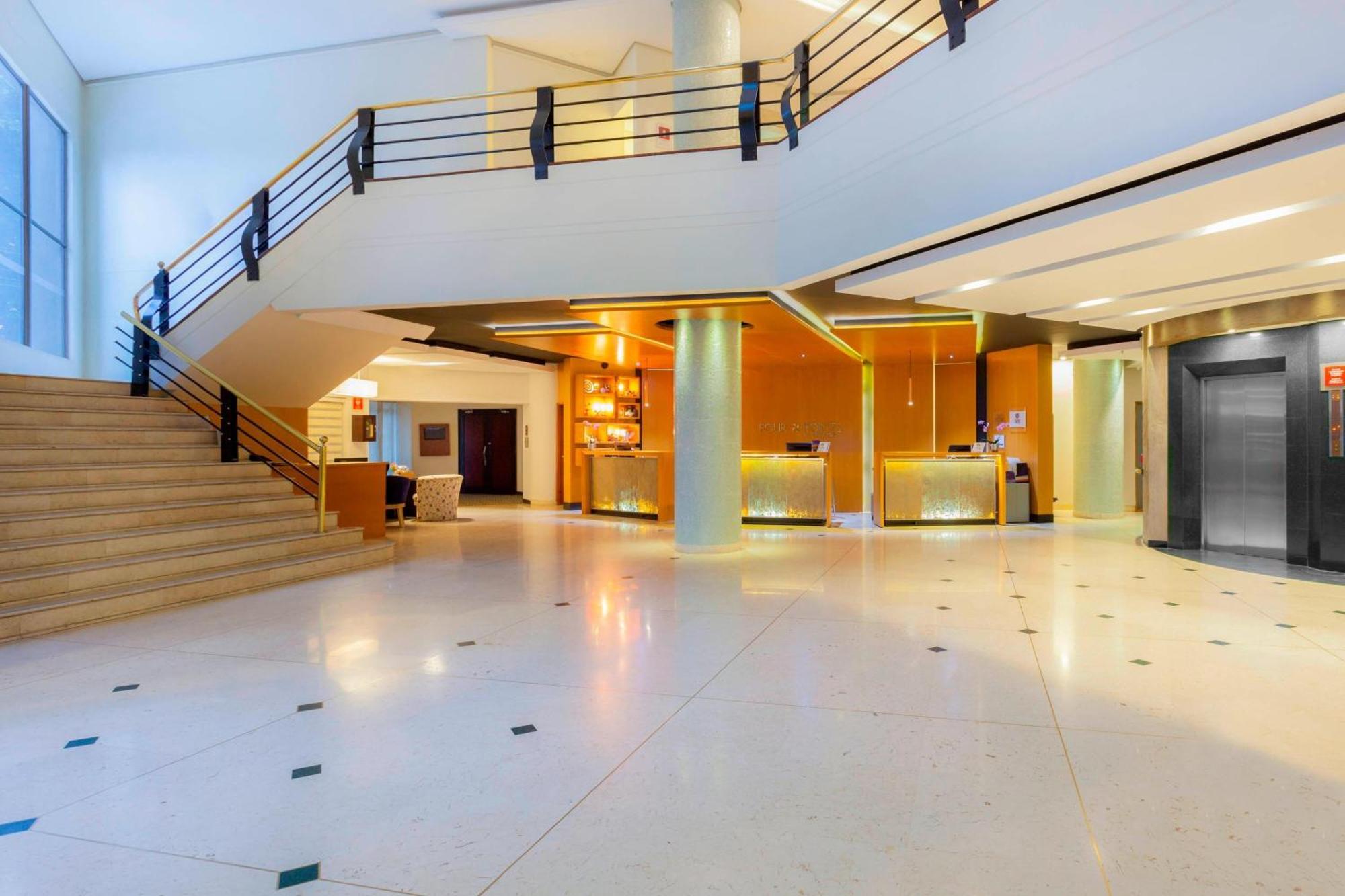 Four Points By Sheraton Hotel 4*