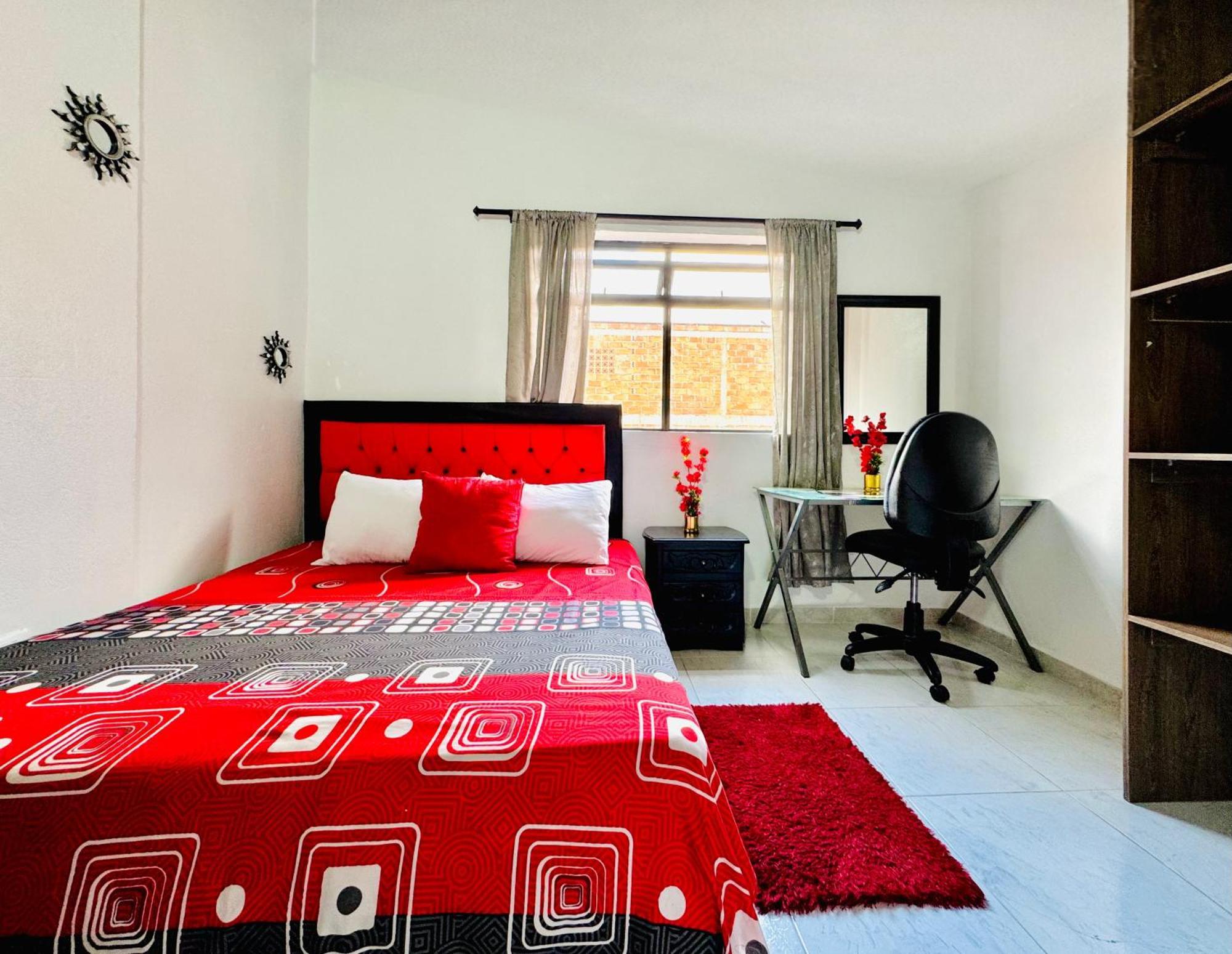 Victory Apartments: Cozy With Wi-fi & Shared Terrace In Medellin