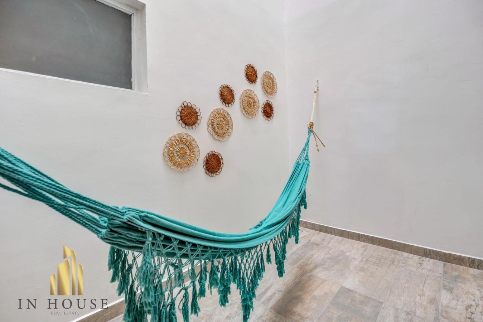 Apartamento De Lujo Laureles Con Aire Y Hamaca 200