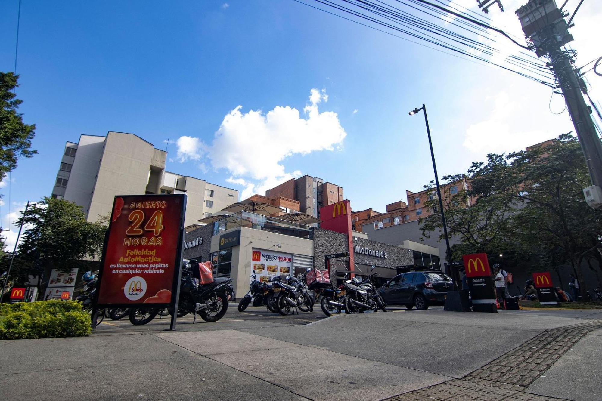 Apartamento Ed Santo Tomas Laureles Medellín