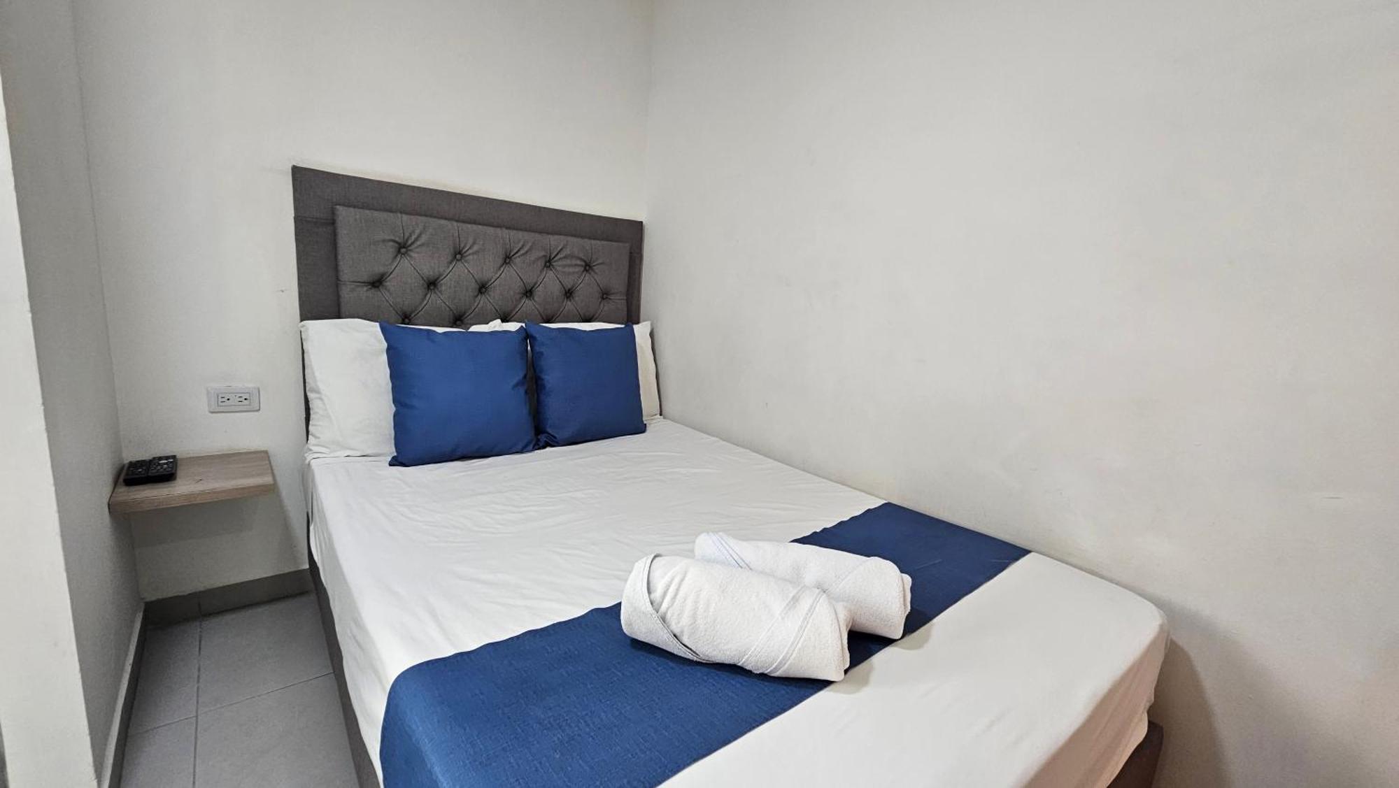 Andaliving Campo Valdes Apartamento *