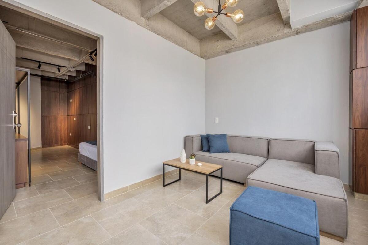 The H Hub By Housy Host Apartamento Medellín