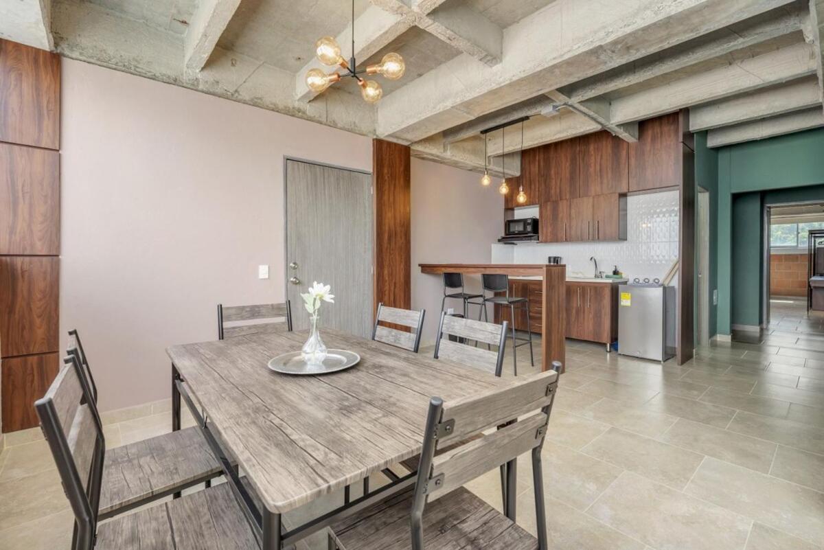 The H Hub By Housy Host