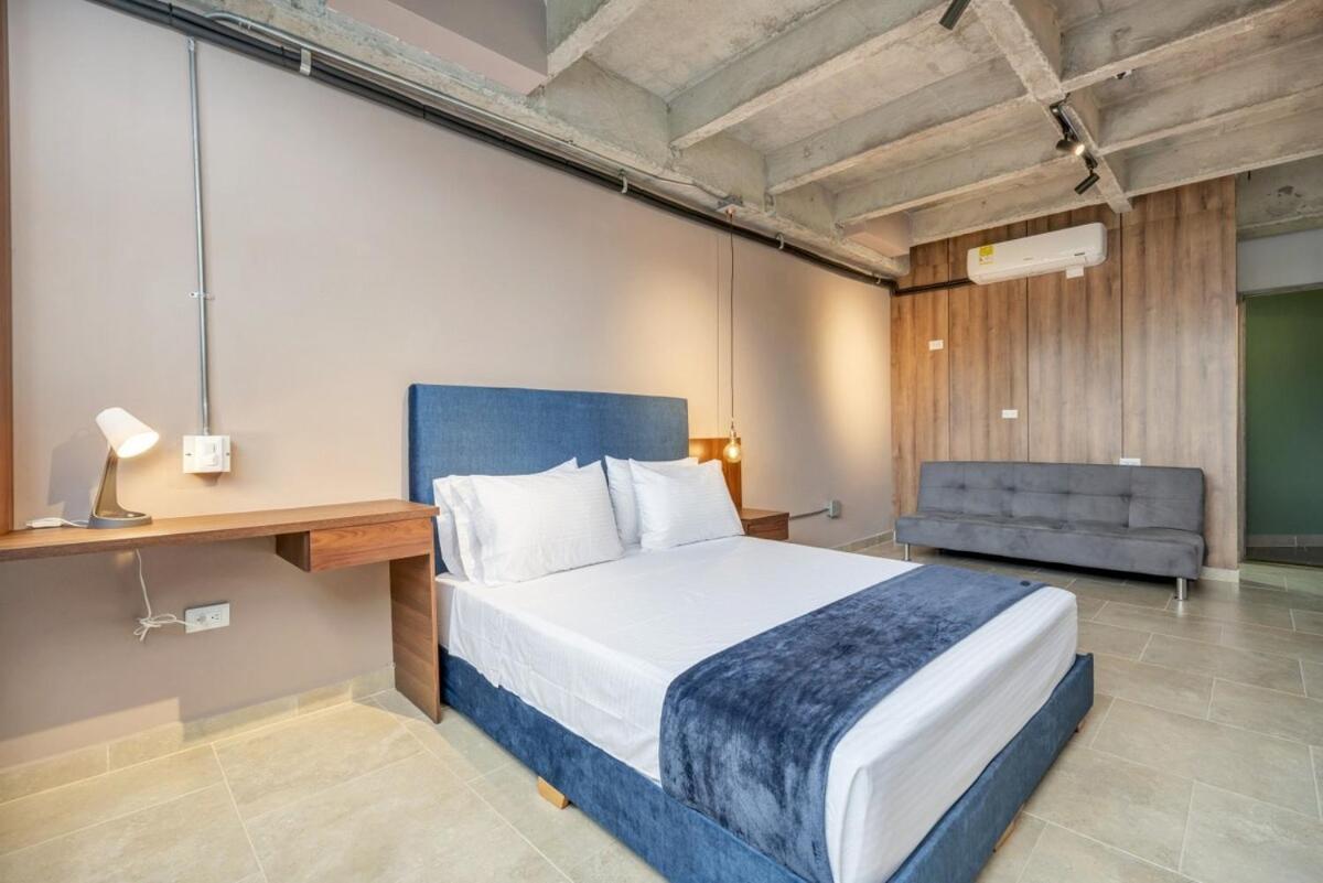 The H Hub By Housy Host *