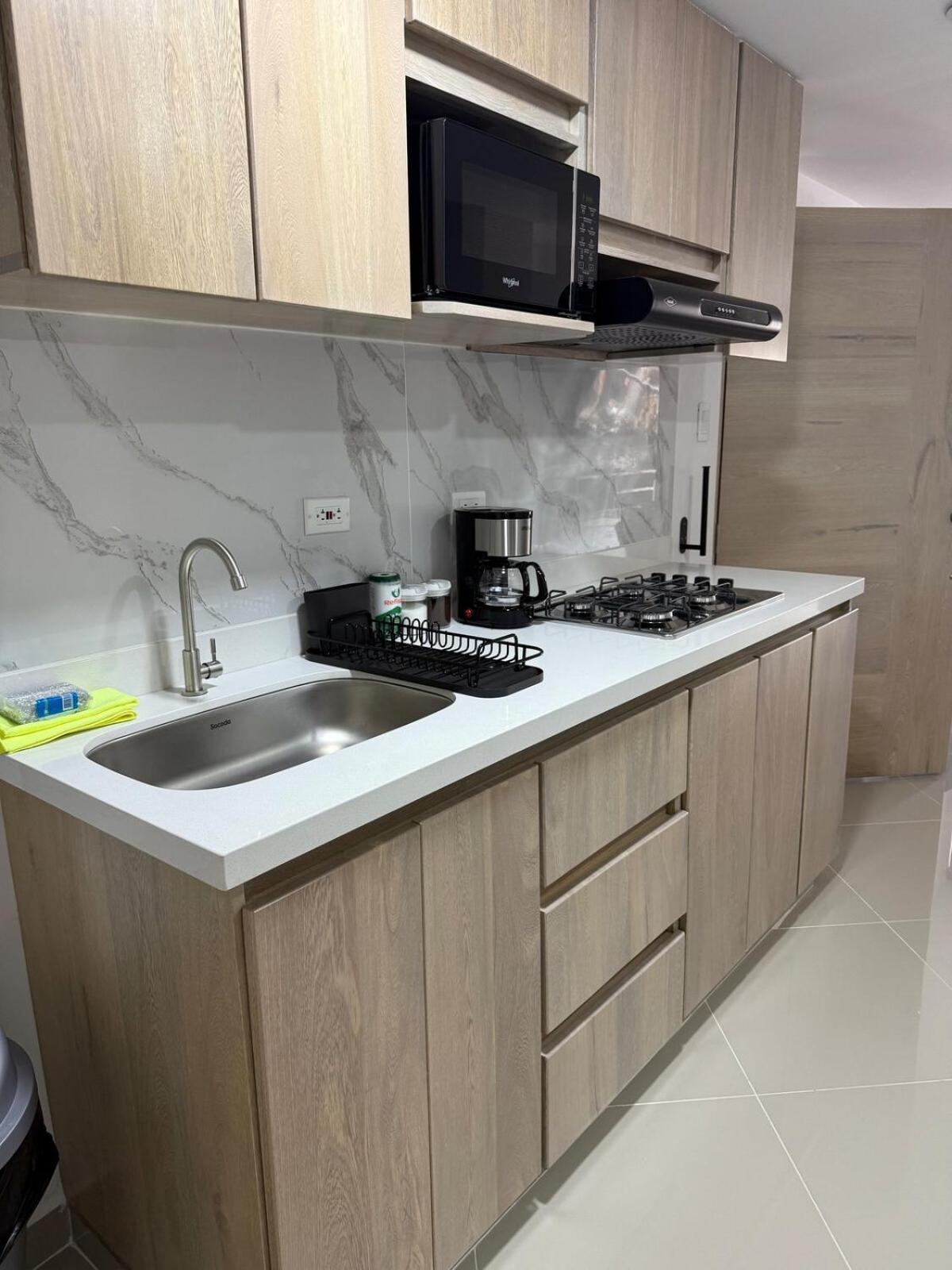 201new Perfect Location Close To Poblado