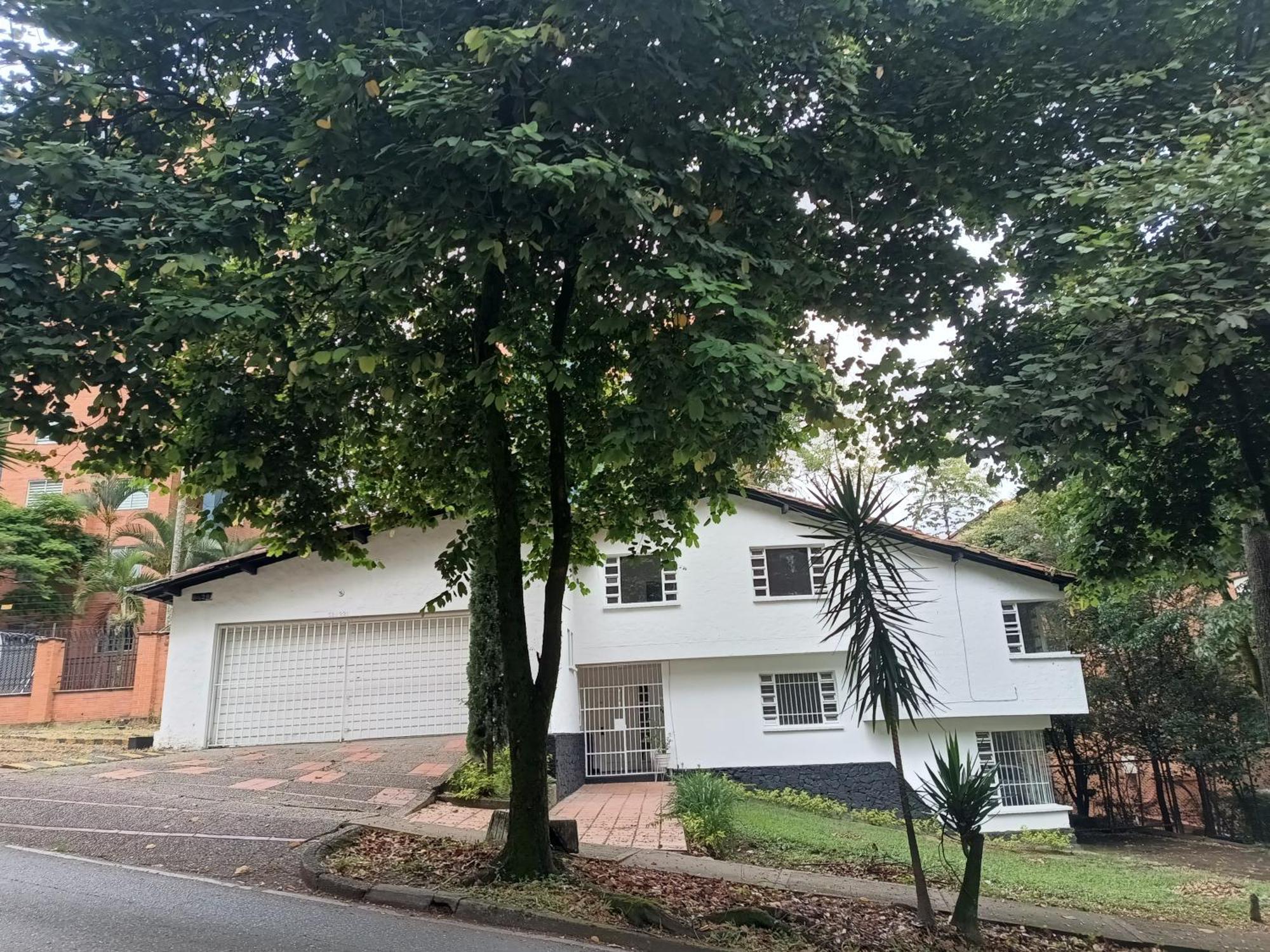 Villa Casa De Huespedes Del Poblado Grupos Familiares O Corporativos *