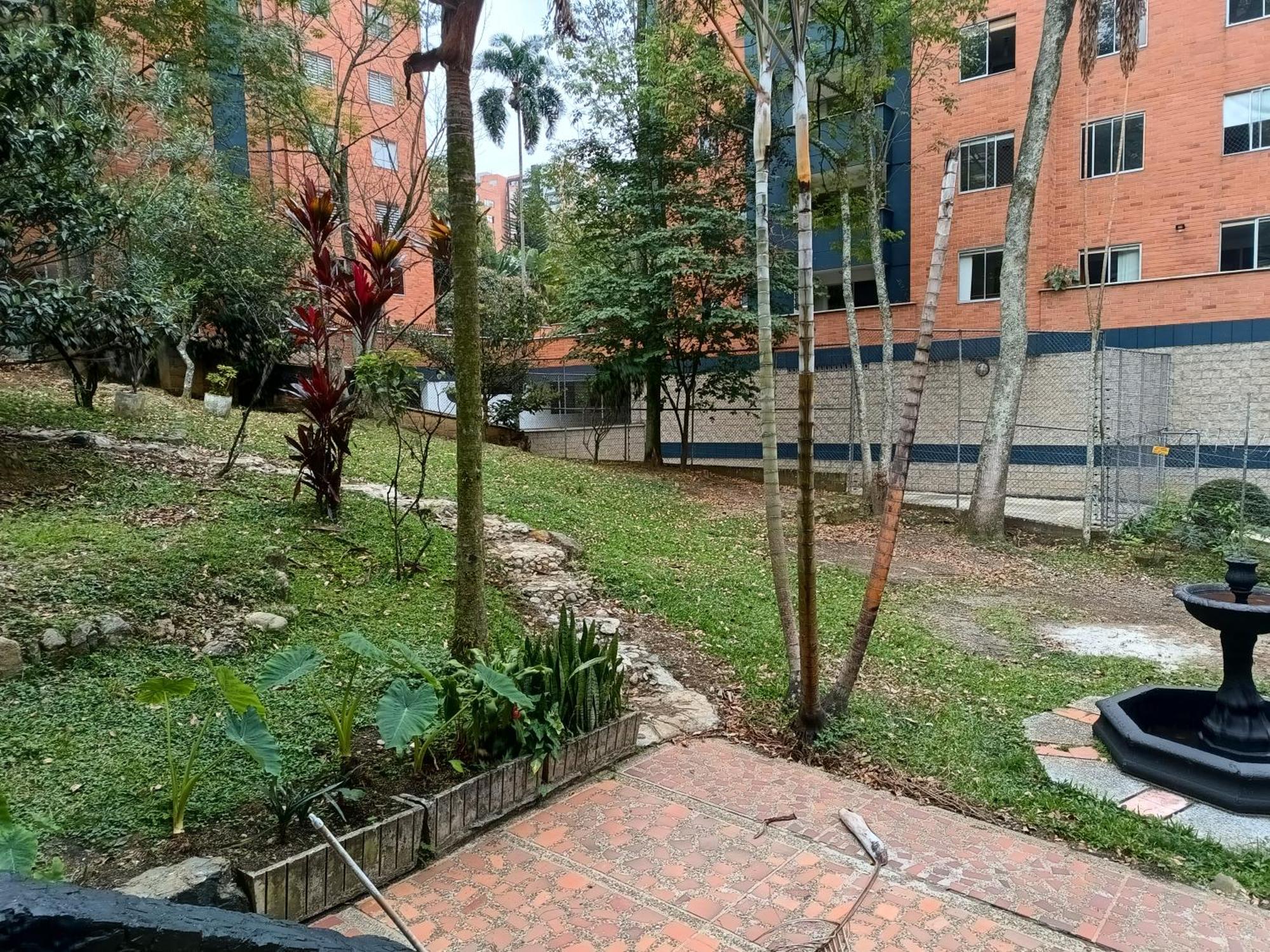 Casa De Huespedes Del Poblado Grupos Familiares O Corporativos Medellín