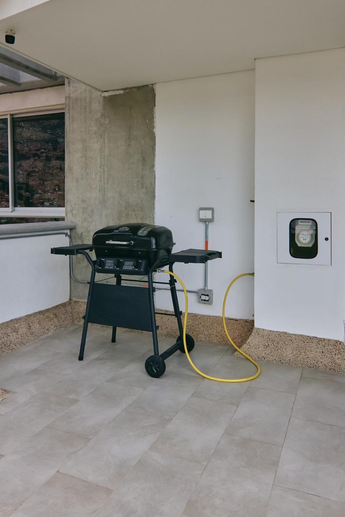 Modern Skyline -wifi, Gym, 24hr Security Apartamento *